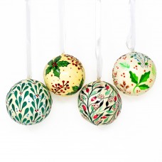Small 2" Papier-mâché Bauble -Winter Leaves Assorted Small 2" Papier-mâché Bauble -Winter Leaves Assorted